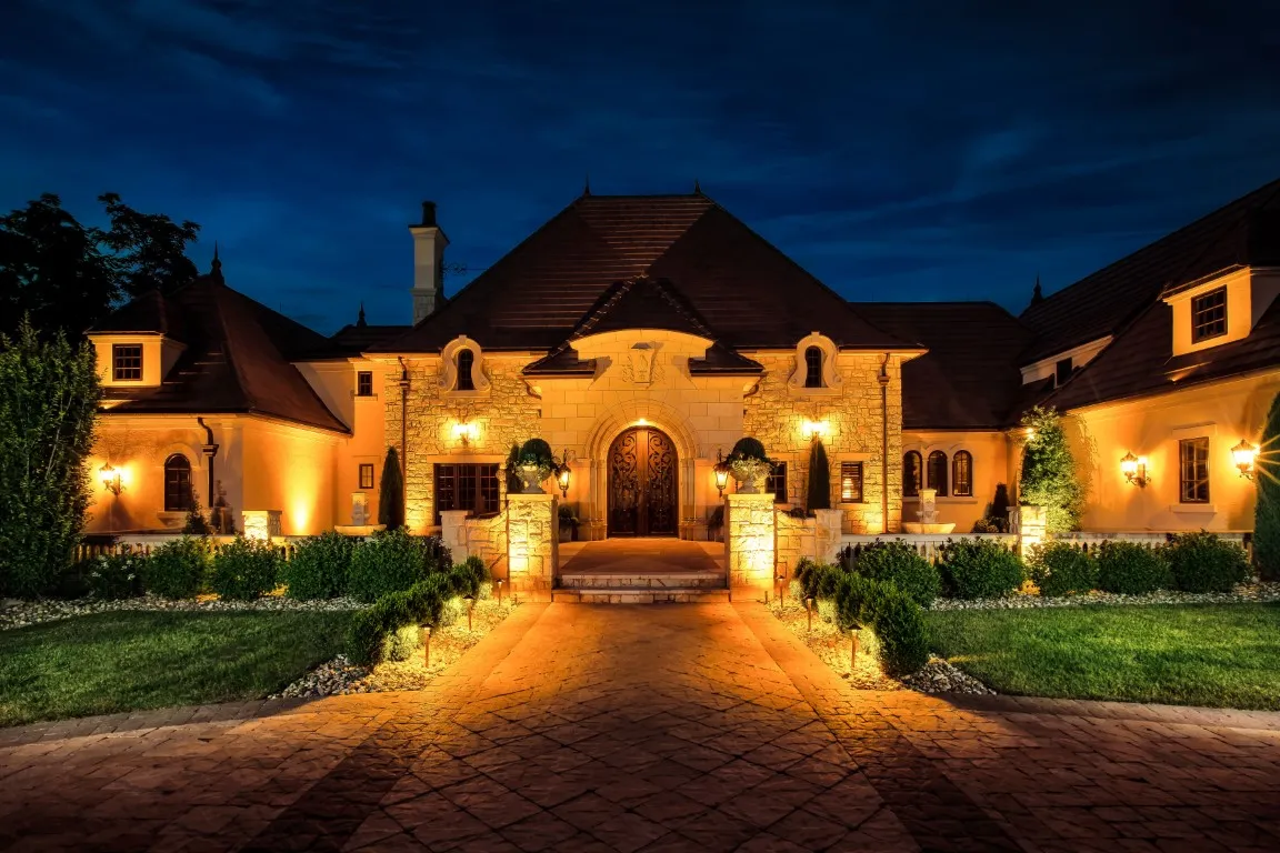 Luxury Backyard Lighting Design Showcase